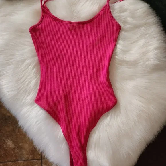 Naked Wardrobe Rasberry Snatched Bodysuit and Tube Top Lot L M - Picture 2 of 12